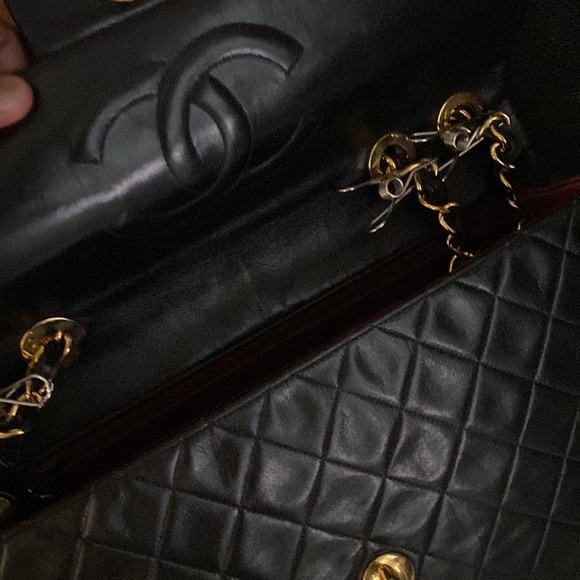 Vintage Quilted lamb skin  jumbo Chanel half flap maxi bag - Picture 2 of 4